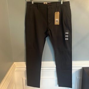 NWT Levi’s XX Chinó Slim Taper Size 36x32